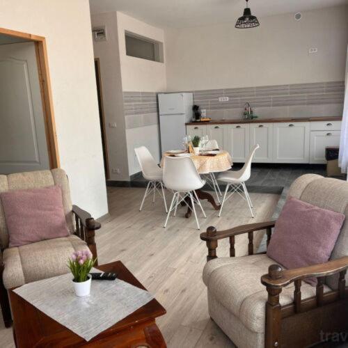 Premont Studios Ghimbav מראה חיצוני תמונה